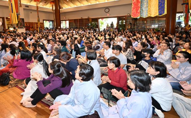Thượng tọa Thích Pháp Hòa, Canada giảng pháp tại chùa Đức Viên, San Jose, Hoa Kỳ