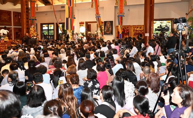 Thượng tọa Thích Pháp Hòa, Canada giảng pháp tại chùa Đức Viên, San Jose, Hoa Kỳ