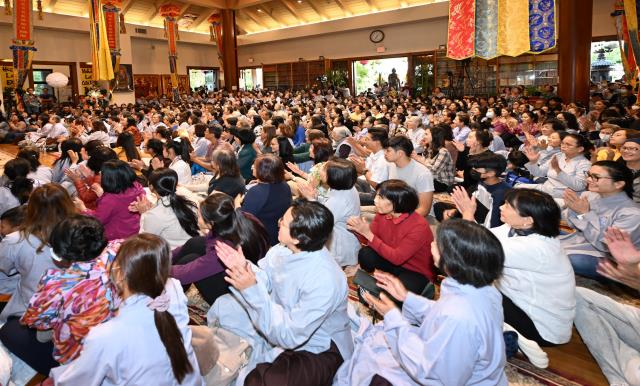 Thượng tọa Thích Pháp Hòa, Canada giảng pháp tại chùa Đức Viên, San Jose, Hoa Kỳ