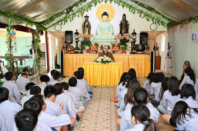 Khóa tu trẻ em mùa hè 2023 tại tu viện Huyền Không, San Jose, Hoa Kỳ