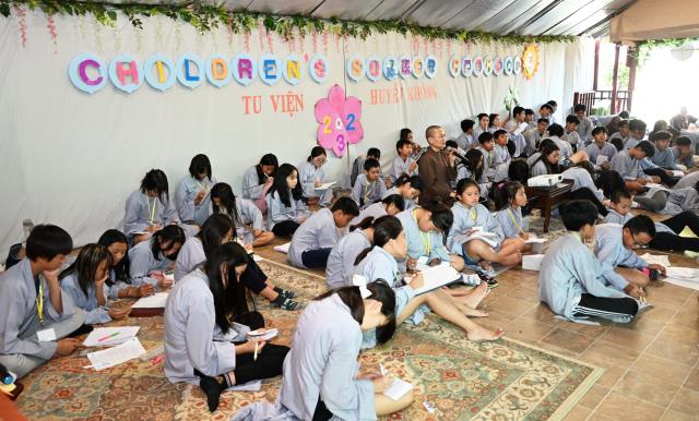 Khóa tu trẻ em mùa hè 2023 tại tu viện Huyền Không, San Jose, Hoa Kỳ