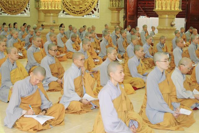 Đồng Nai: Hòa thượng Thích Bửu Chánh thuyết giảng chủ đề “Cuộc sống ngắn ngủi” tại trường hạ Long Vân