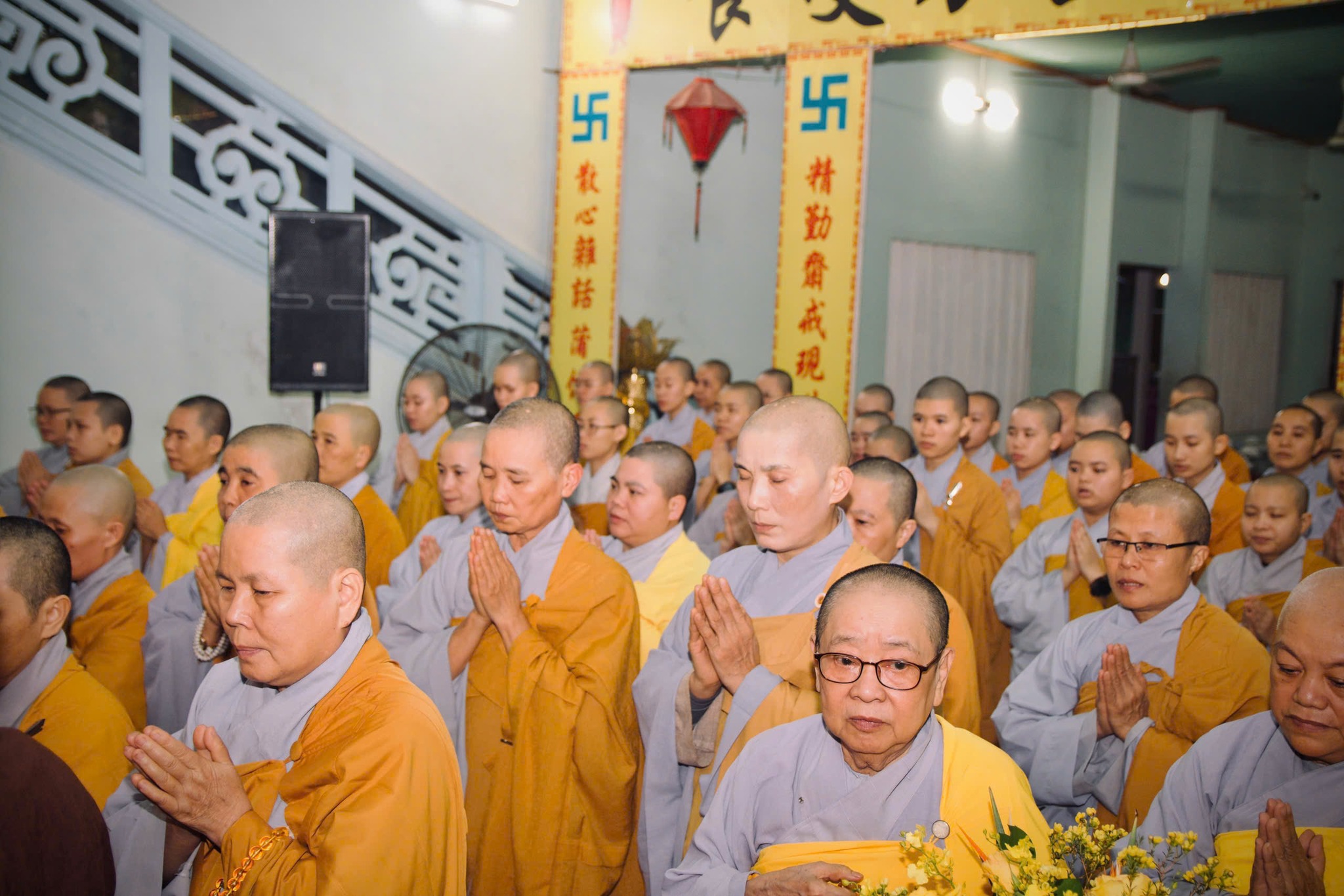 Hoài Niệm Ân Sư