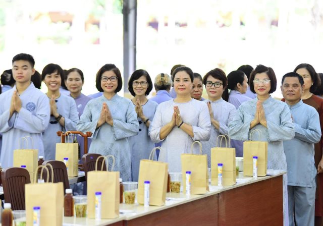Chùa Giác Ngộ - Quỹ Đạo Phật Ngày Nay Cúng Dường 755 Triệu Đồng Đến Học Viện Pgvn Tp.Hcm