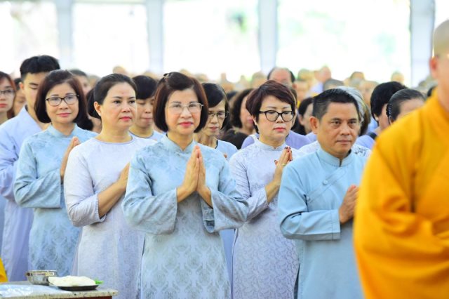 Chùa Giác Ngộ - Quỹ Đạo Phật Ngày Nay Cúng Dường 755 Triệu Đồng Đến Học Viện Pgvn Tp.Hcm