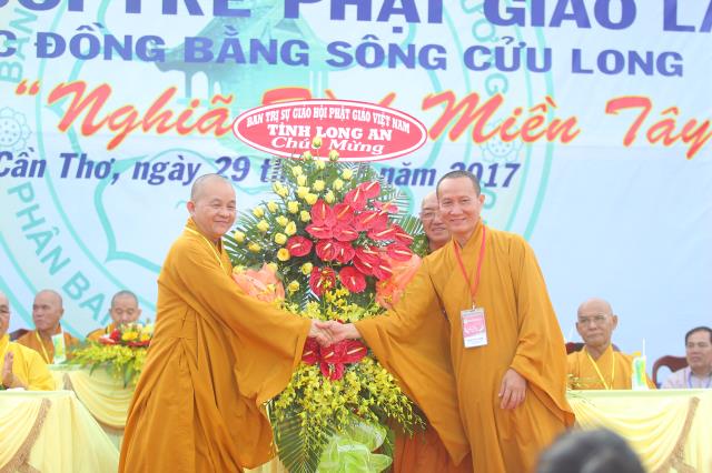 Cần Thơ: Trọng thể khai mạc Hội trại tuổi trẻ Phật giáo 11