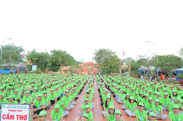 Cần Thơ: Trọng thể khai mạc Hội trại tuổi trẻ Phật giáo 11