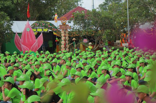 Cần Thơ: Trọng thể khai mạc Hội trại tuổi trẻ Phật giáo 11