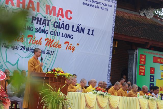 Cần Thơ: Trọng thể khai mạc Hội trại tuổi trẻ Phật giáo 11