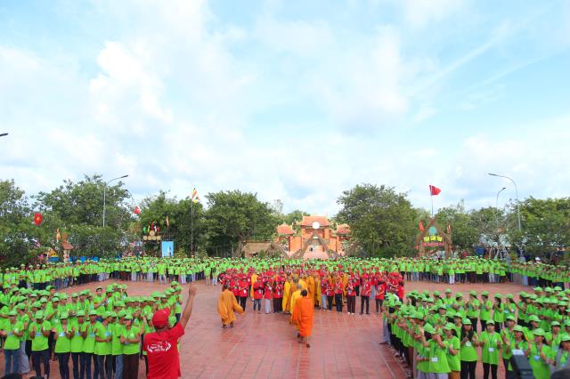 Cần Thơ: Trọng thể khai mạc Hội trại tuổi trẻ Phật giáo 11