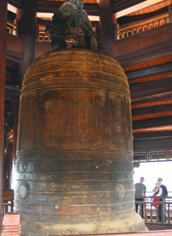 Thăm chùa lớn nhất Đông Nam Á