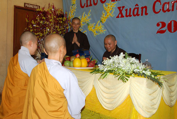Chùa Hoằng Pháp trong ba ngày Xuân