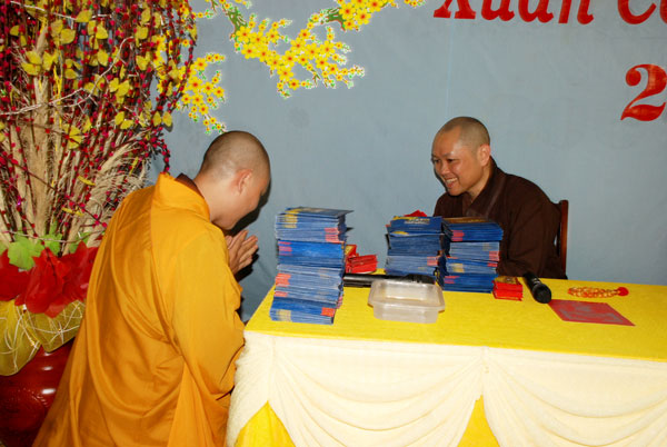 Chùa Hoằng Pháp trong ba ngày Xuân