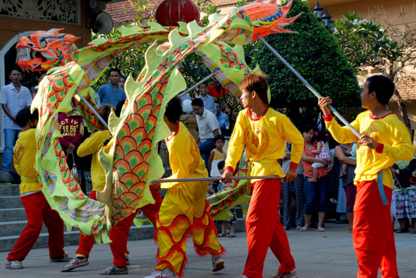 Chùa Hoằng Pháp trong ba ngày Xuân