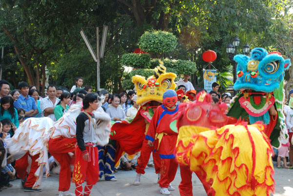 Chùa Hoằng Pháp trong ba ngày Xuân
