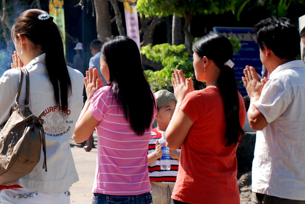 Chùa Hoằng Pháp trong ba ngày Xuân