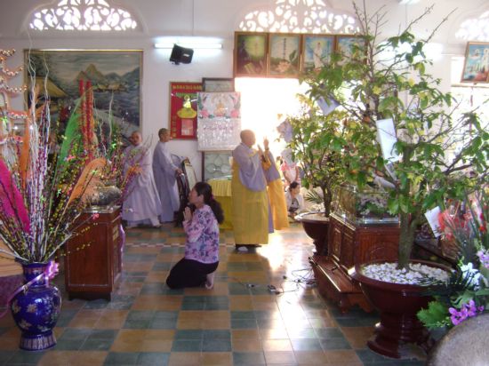 Chùa Giác Ngộ tổ chức hành hương đầu năm