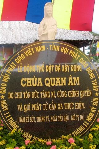 Quan Âm Tự - Cung nghinh Xá Lợi Đức Thế Tôn cùng các vị thánh Tăng, các vị A La Hán và Lễ Động thổ xây dựng đại hùng Bảo Điện, Tượng đài Quan Âm cao 32m