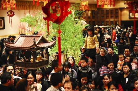 Đức: Hàng nghìn Phật tử đón Tết Canh Dần tại chùa Phật Huệ