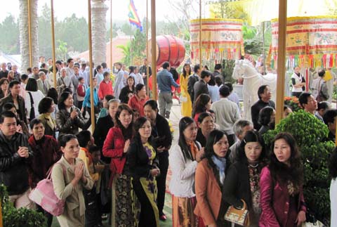 TT Huế: Đại lễ cầu Quốc thái Dân an, Phó Chủ tịch nước tham dự