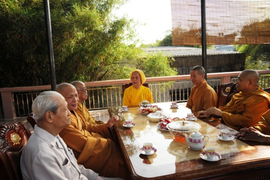 Chùm ảnh: Chúc Tết HT. Thích Minh Châu, HT. Thích Trí Tịnh