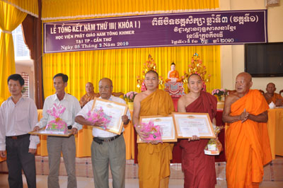 Học viện PG Nam tông Khmer tổng kết năm học