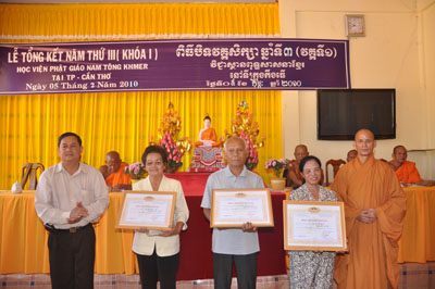 Học viện PG Nam tông Khmer tổng kết năm học