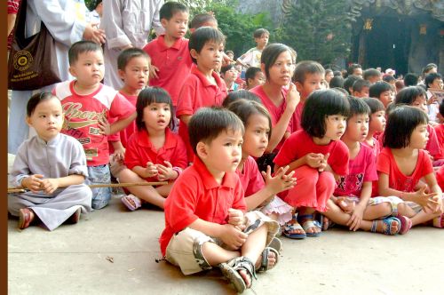 Chương trình Di Lặc Du Xuân – Ngày hội gia đình các trẻ thơ