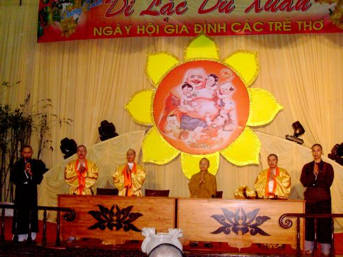 Chương trình Di Lặc Du Xuân – Ngày hội gia đình các trẻ thơ