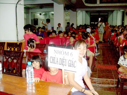 Chương trình Di Lặc Du Xuân – Ngày hội gia đình các trẻ thơ