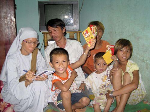 Còn Đó Những Mảnh Đời Bất Hạnh