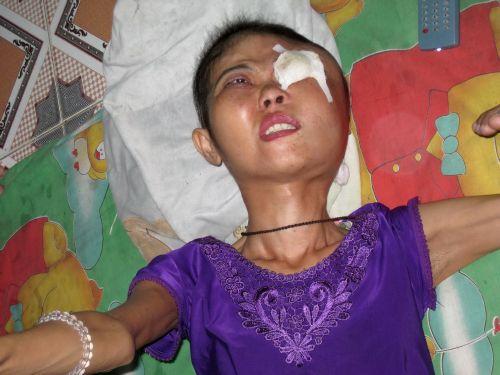 Còn Đó Những Mảnh Đời Bất Hạnh