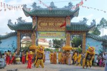 Đồng Tháp: Cung Nghinh Xá Lợi Phật