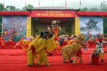 Hàng nghìn người dự khai hội Yên Tử