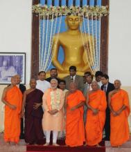 Thủ tướng Ấn Độ viếng thăm chư Tăng vận động tranh cử tại bang Uttar Pradesh