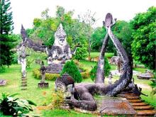 Vườn tượng Phật - nơi nghệ thuật thăng hoa