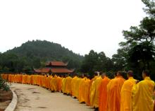Cuộc đời không bị tiền bạc trói buộc - Kiến thức về những giới luật sử dụng tiền bạc cho Tăng Ni Phật giáo