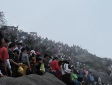Non thiêng Yên Tử khai hội