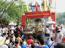 Lễ khai hội Côn Sơn-Kiếp Bạc năm 2010. (Ảnh: Nguyễn Hồng Cường/TTXVN)