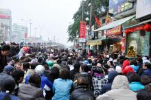 Nhịn ăn đến giữ chỗ làm lễ cầu an