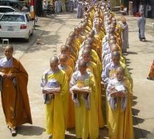 Vị Trí của Nữ Giới trong Đạo Phật