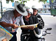 Đà Nẵng: Phật tử tuổi cao vẫn nhiệt tình tiếp sức mùa thi