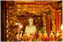 Chuẩn mực Lý trên tượng A Di Đà