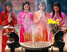 Đi lễ đầu xuân - Nét đẹp của văn hóa Việt Nam