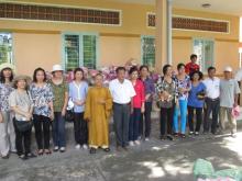 TT. Thích Nhật Từ hướng dẫn đoàn từ thiện tại TTBTXH Tân Hiệp