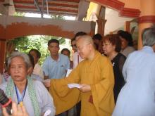 Quỹ Từ thiện ĐPNN- Tặng quà cho Làng người mù tại Sóc Trăng
