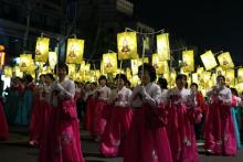 Hàn Quốc: Hoa Đăng diễu hành mừng Phật đản