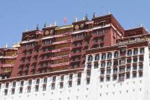 Thăm cung điện cao nhất thế giới- Potala