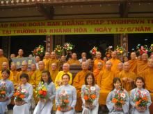 Ban Hoằng Pháp TW GHPGVN thăm trường hạ Khánh Hòa