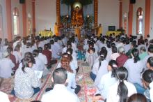 Phật giáo Hương Sơn tháng ngày đang tỏa rạng ánh từ quang